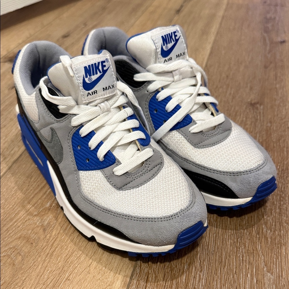 Nike Air Max Sneakers - Picture 1 of 6
